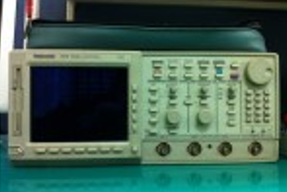 TDS744 SCOPE